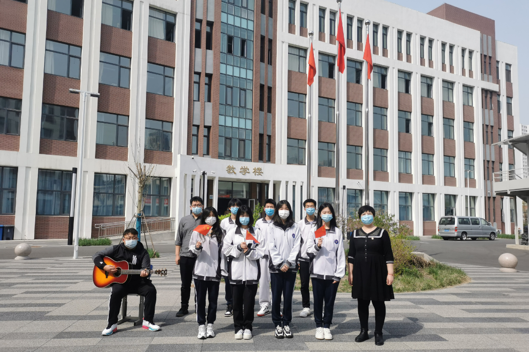 凝心聚力强化思想引领 特色思政坚定抗疫决心——入驻全封闭式校园党员干部侧记（五）(图3)