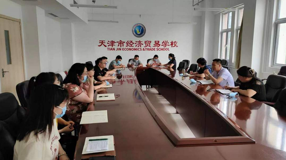学校党委书记张杰深入丽江道校区调研座谈(图1)