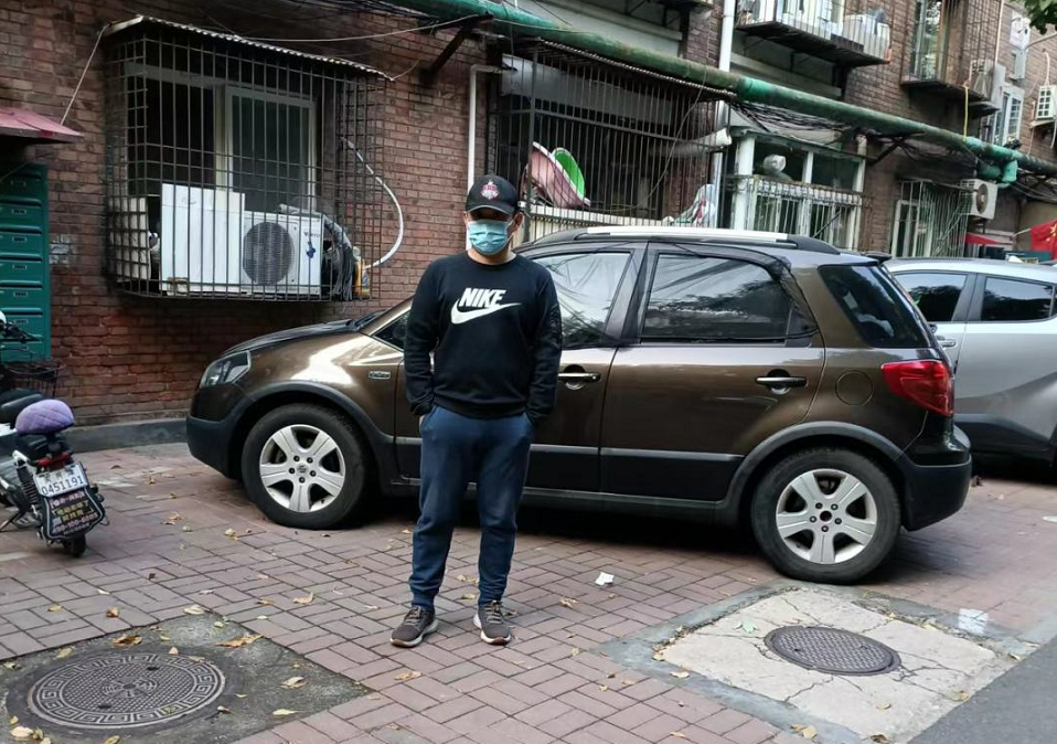 闻令而动 逆向出征——致敬学校战“疫”志愿者(图4)