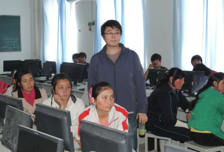潜心教书育人 谱写青春担当——记全国优秀教师获得者 樊明睿(图3)
