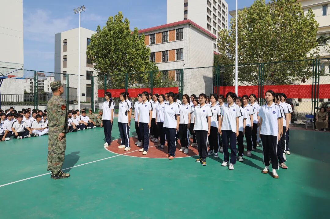 聚力新学期，开启新征程——学校2025年秋季学期开学季学生教育纪实(图3)